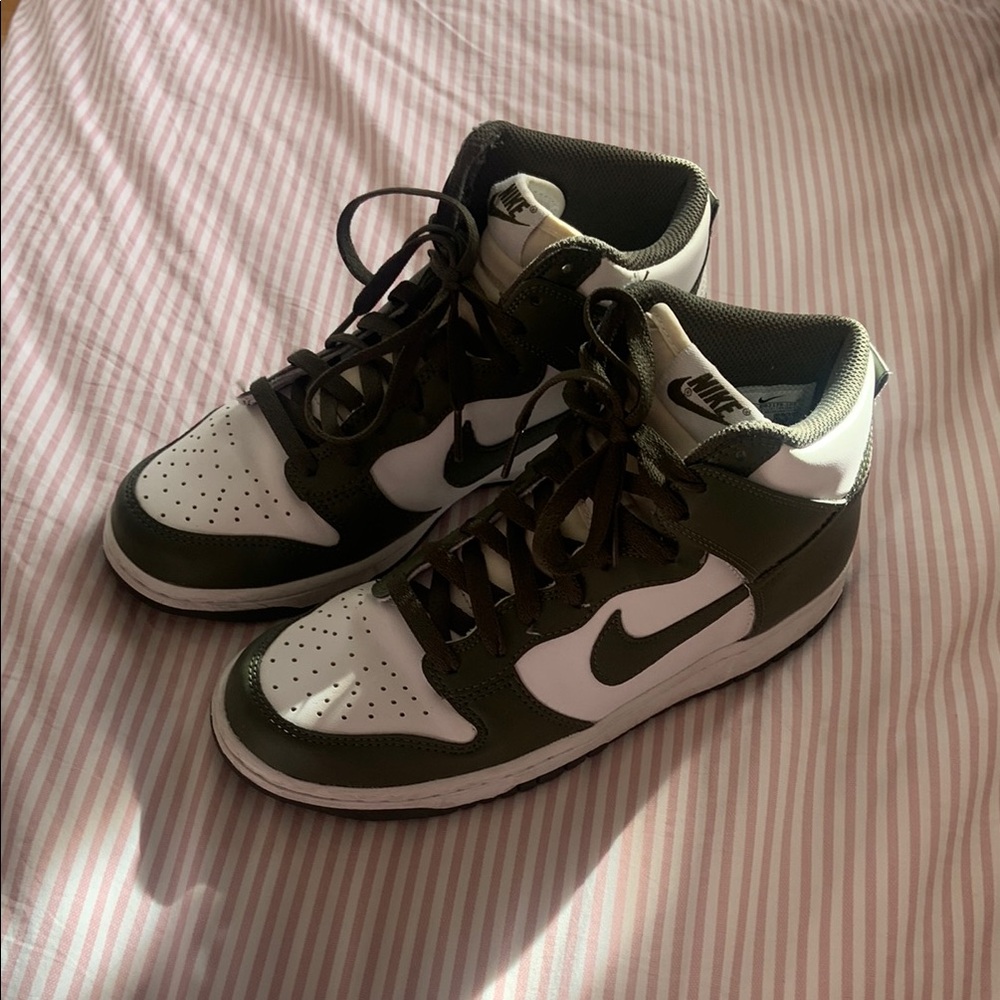 Nike Forest green and white dunks